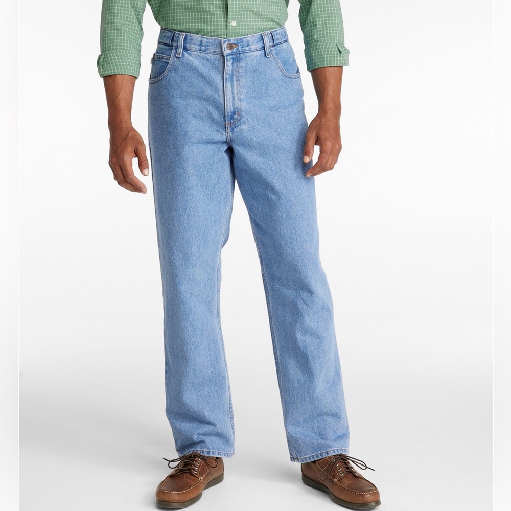 L.L.Bean Comfort Waist Light Wash Jeans Men’s 38x29 100% Cotton Relaxed Fit